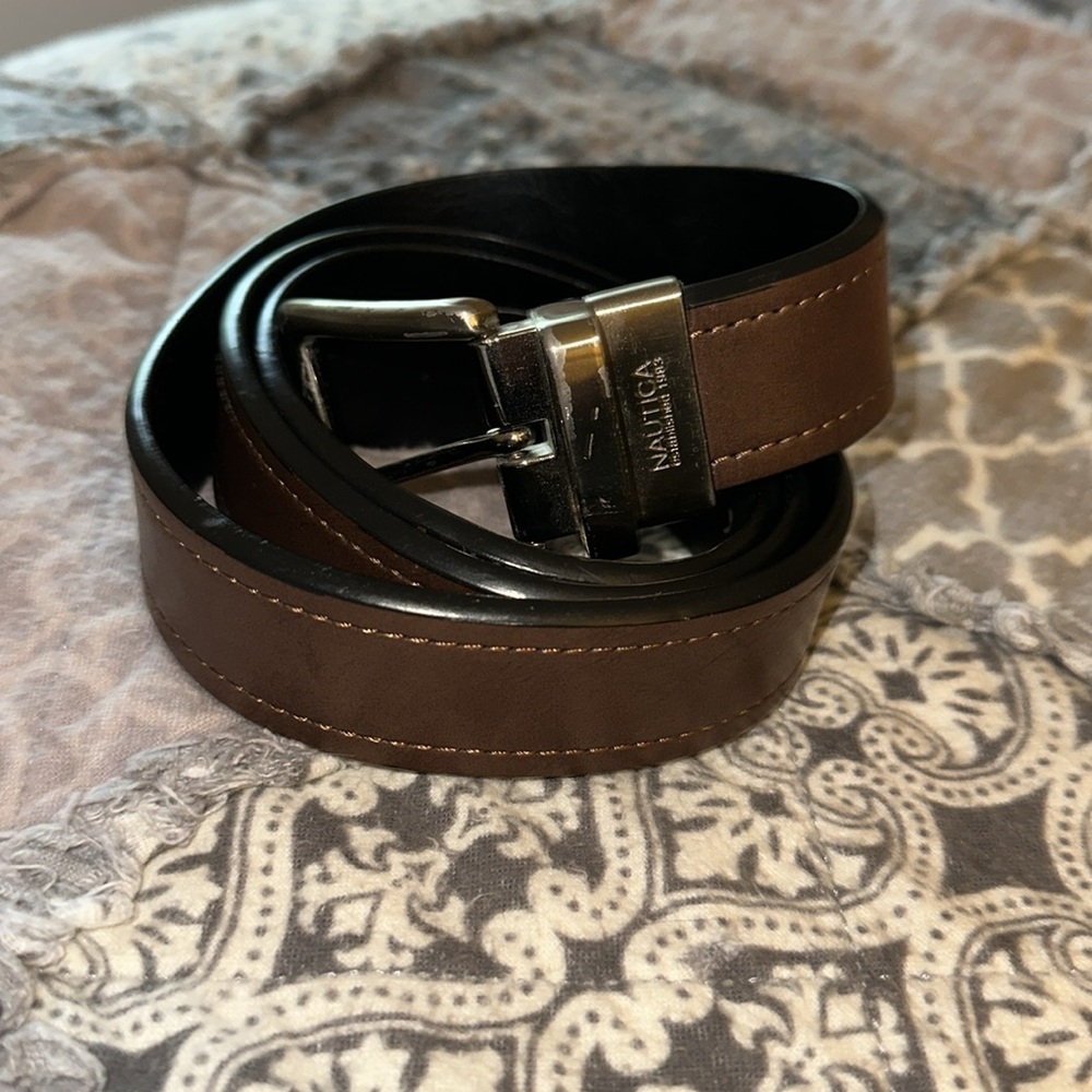 Nautica brand belt. Reversible. Brown and black.